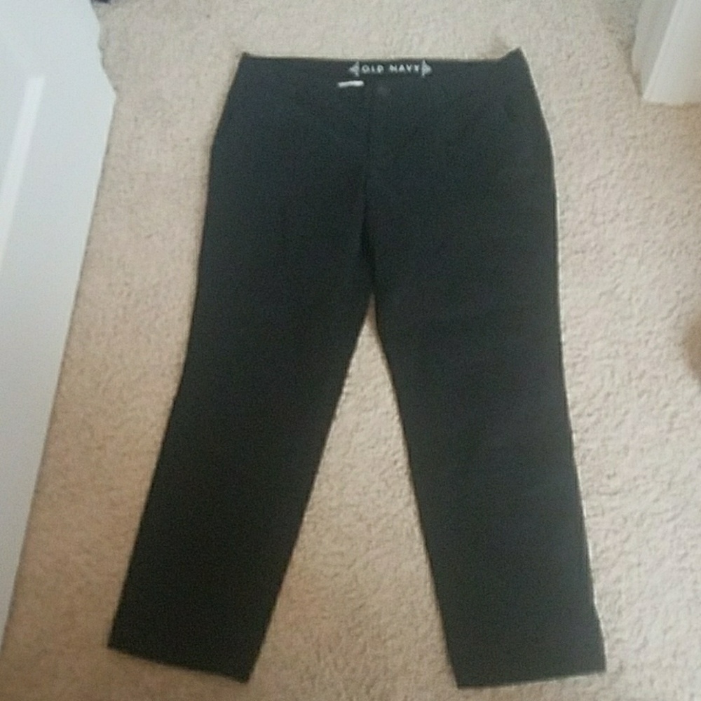 Old Navy Crop Pants